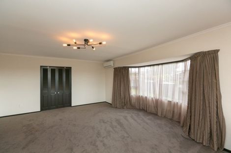 Photo of property in 6 Virginia Place, Whalers Gate, New Plymouth, 4310