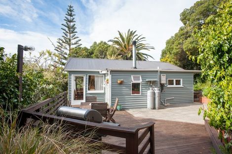 Photo of property in 2 Purau Avenue, Diamond Harbour, 8972
