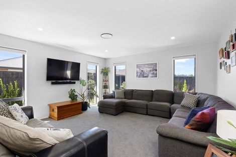 Photo of property in 16 Cherry Avenue, Darfield, 7510