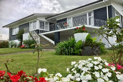 Photo of property in 2 Mountain View Drive, Te Awamutu, 3800