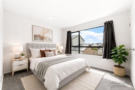 Photo of property in 10 Toia Lane, Silverdale, 0932