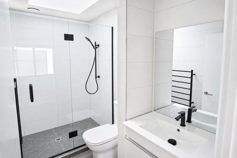 Photo of property in 3/10 Brockworth Place, Riccarton, Christchurch, 8011
