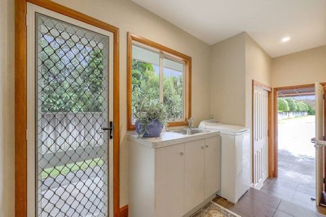 Photo of property in 22 Aileen Place, Whangamata, 3691