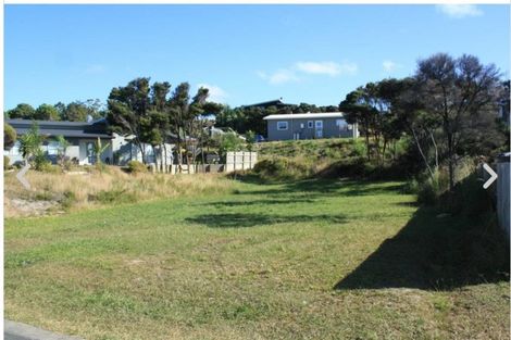 Photo of property in 13 Seabreeze Road, Mangawhai Heads, Mangawhai, 0505