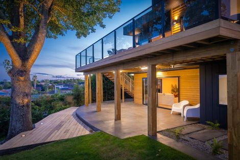 Photo of property in 94 Beerescourt Road, Beerescourt, Hamilton, 3200