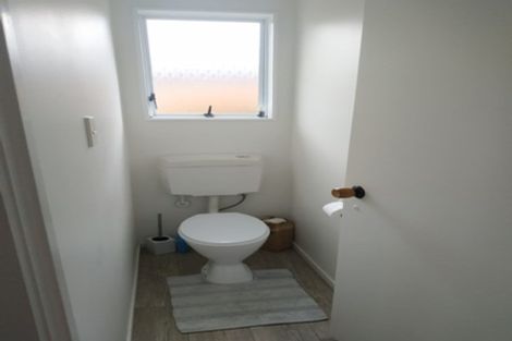 Photo of property in 2/44 Granville Drive, Massey, Auckland, 0614