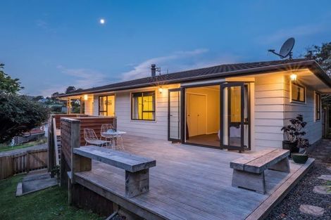 Photo of property in 64 Hathaway Avenue, Karori, Wellington, 6012