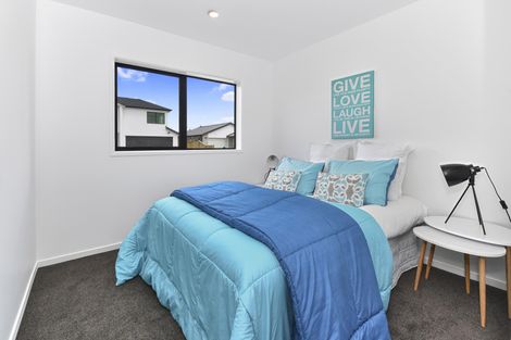 Photo of property in 24 Tawhiti Road, Pukekohe, 2120