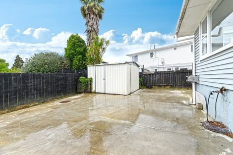 Photo of property in 11 Harrington Road, Henderson, Auckland, 0610