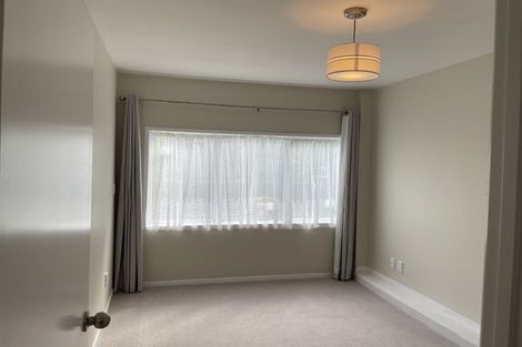 Photo of property in 18 Newstead Avenue, Browns Bay, Auckland, 0632