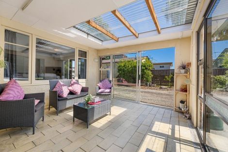 Photo of property in 21 Killarney Street, Alexandra, 9320