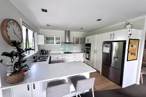 Photo of property in 24 Bartlett Drive, Silverdale, 0932