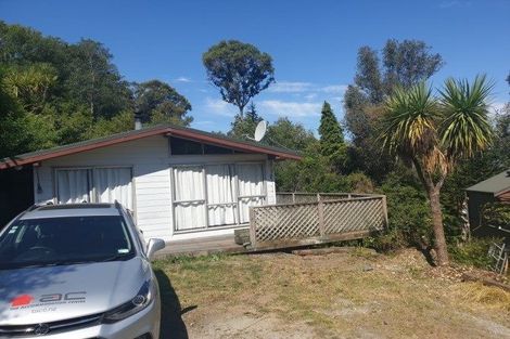 Photo of property in 8 Evergreen Place, Sunshine Bay, Queenstown, 9300