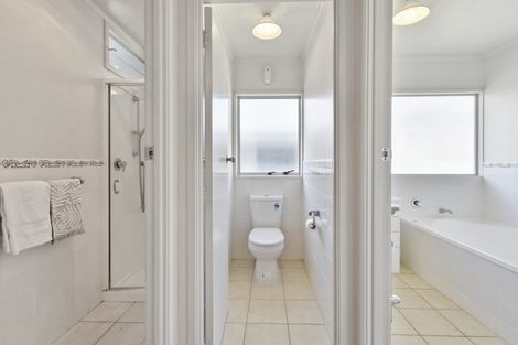 Photo of property in 1 Arthur Place, Opaheke, Papakura, 2113