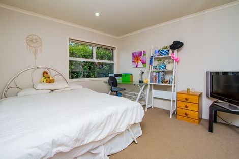 Photo of property in 854 Whangaparaoa Road, Manly, Whangaparaoa, 0930