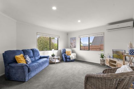 Photo of property in 19 Palm Springs Boulevard, Papamoa Beach, Papamoa, 3118