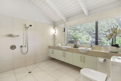 Photo of property in 56a Rangatira Road, Beach Haven, Auckland, 0626