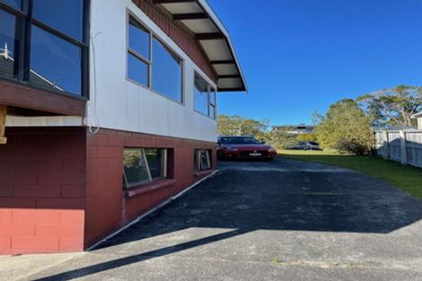 Photo of property in 34 Pacific Parade, Army Bay, Whangaparaoa, 0930