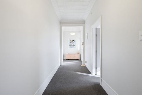 Photo of property in 5 Hargest Crescent, Saint Kilda, Dunedin, 9012
