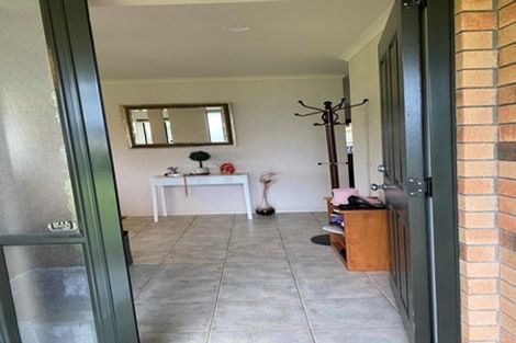 Photo of property in 18 Glen Bay Close, Pinehill, Auckland, 0632