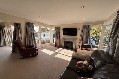 Photo of property in 14 Glenavon Place, Ilam, Christchurch, 8041