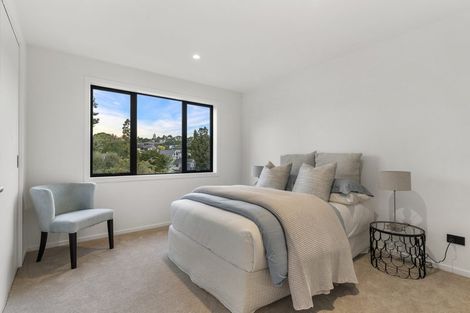 Photo of property in 28a Oliver Twist Avenue, Mellons Bay, Auckland, 2014