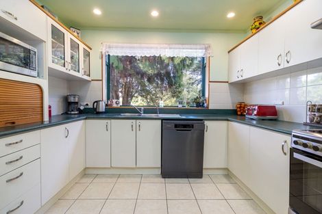 Photo of property in 238 Tauraroa Road, Maungakaramea, Whangarei, 0178