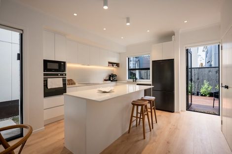 Photo of property in 12 Papai Lane, Massey, Auckland, 0614