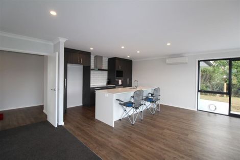 Photo of property in 15 Lomay Place, Te Puke, 3119