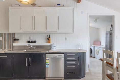 Photo of property in 72 Rifle Range Road, Dinsdale, Hamilton, 3204