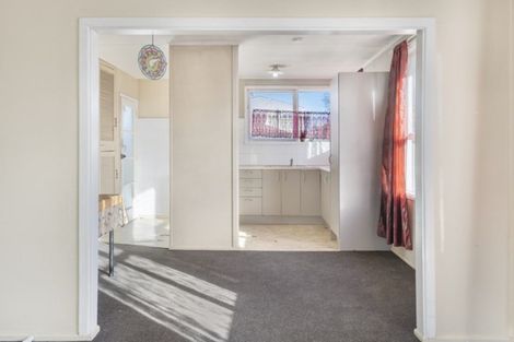 Photo of property in 16a Nogat Avenue, Papatoetoe, Auckland, 2024