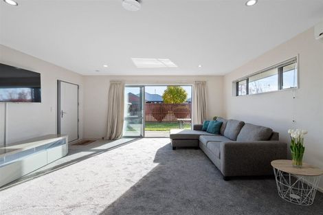 Photo of property in 9 Charente Way, Yaldhurst, Christchurch, 8042