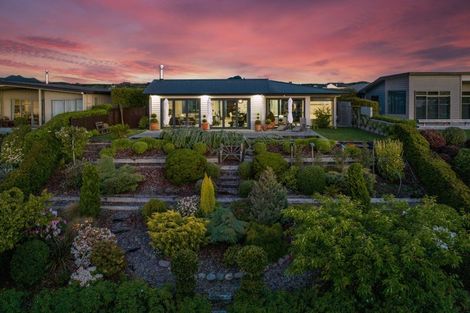 Photo of property in 29 Pukenamu Road, Rainbow Point, Taupo, 3330
