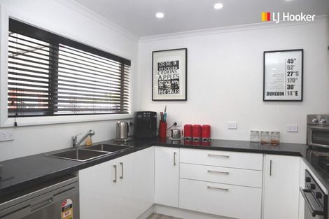 Photo of property in 11 Dick Street, South Dunedin, Dunedin, 9012