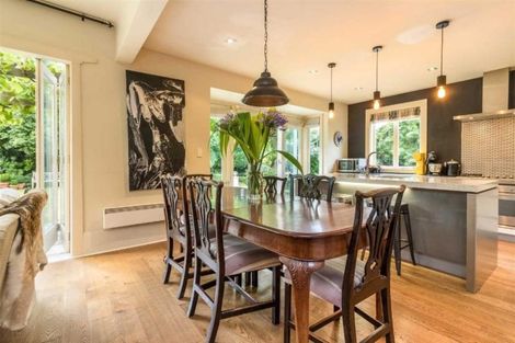 Photo of property in 166 Fendalton Road, Fendalton, Christchurch, 8052