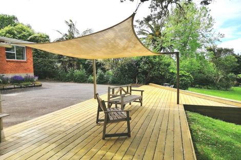 Photo of property in 12 Shaw Road, Oratia, Auckland, 0604