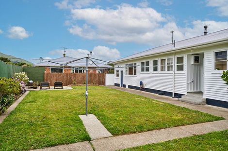 Photo of property in 7 Beecham Grove, Epuni, Lower Hutt, 5011