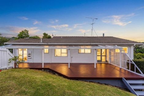 Photo of property in 24 Squirrel Lane, Browns Bay, Auckland, 0630