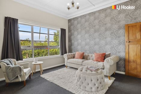 Photo of property in 32 Adderley Terrace, Ravensbourne, Dunedin, 9022