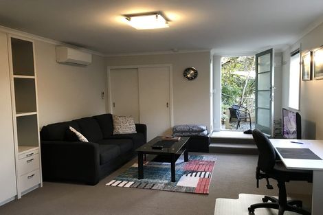 Photo of property in 39 Norwich Street, Wilton, Wellington, 6012