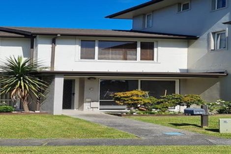 Photo of property in 15 Opito Way, East Tamaki, Auckland, 2013