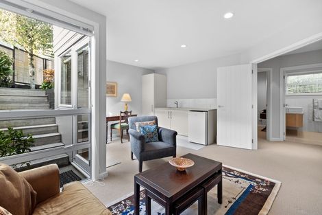 Photo of property in 35 Comins Crescent, Mission Bay, Auckland, 1071