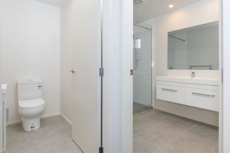 Photo of property in 80c Market Place, Papamoa Beach, Papamoa, 3118