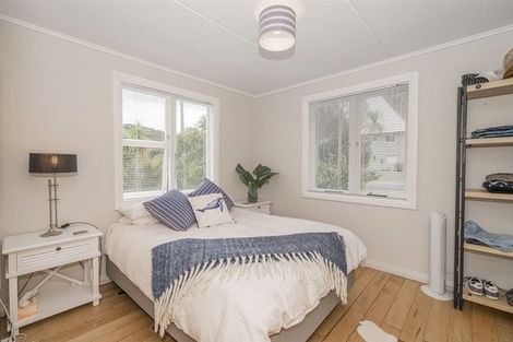 Photo of property in 4 Riverview Road, Cooks Beach, Whitianga, 3591