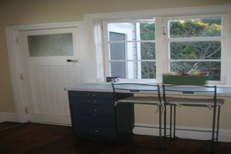 Photo of property in 64 Wright Street, Mount Cook, Wellington, 6021