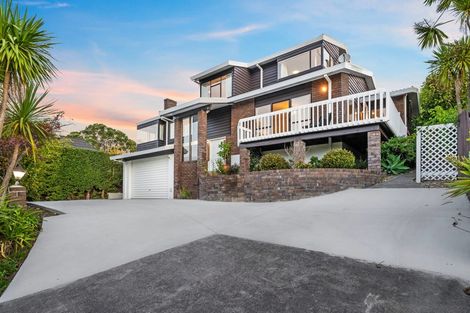 Photo of property in 2/42 Beulah Avenue, Rothesay Bay, Auckland, 0630