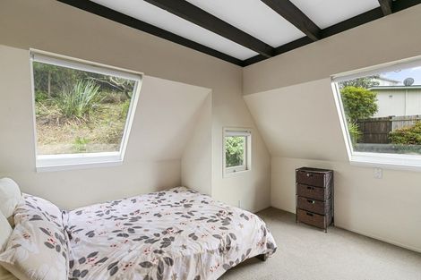 Photo of property in 9 Goddard Grove, Churton Park, Wellington, 6037