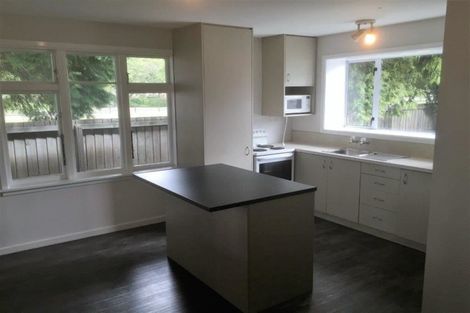 Photo of property in 34 Curletts Road, Sockburn, Christchurch, 8042