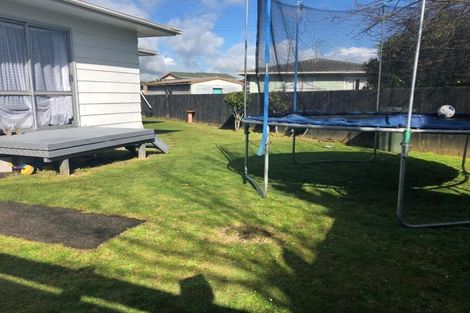 Photo of property in 21b Challen Close, Conifer Grove, Takanini, 2112