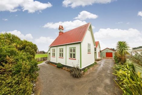 Photo of property in 1503 Kimbolton Road, Cheltenham, Feilding, 4777
